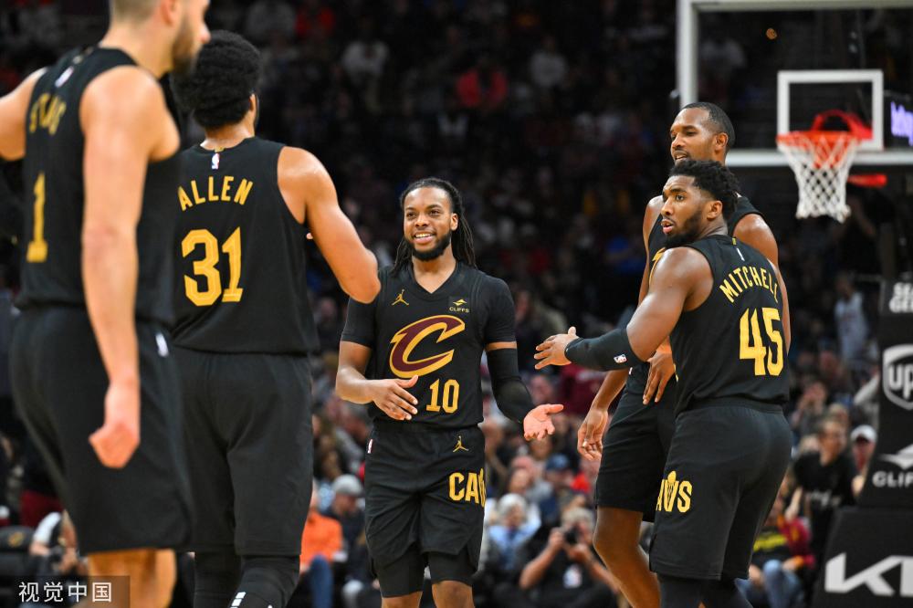 一个赛场内 一个赛场内